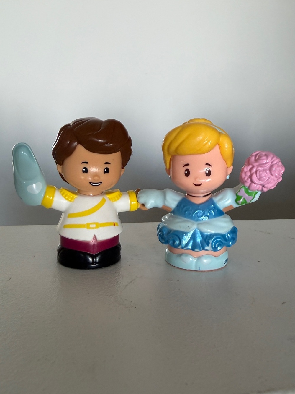 Fisher Price Little People Cinderella and Prince Charming Figures